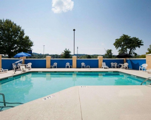 Comfort Inn Oak Ridge image 11