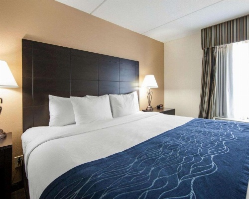 Comfort Inn Oak Ridge image 21