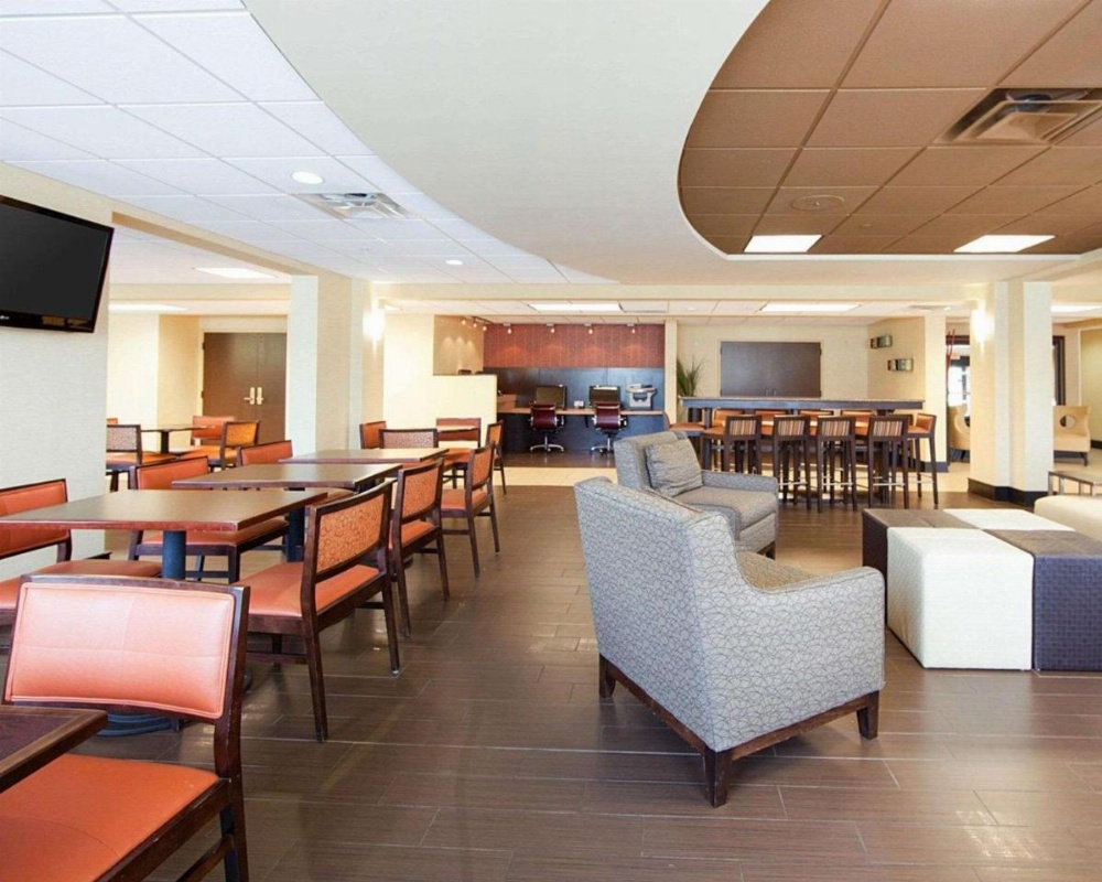 Comfort Inn Oak Ridge Image 25