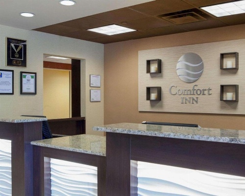 Comfort Inn Oak Ridge image 27