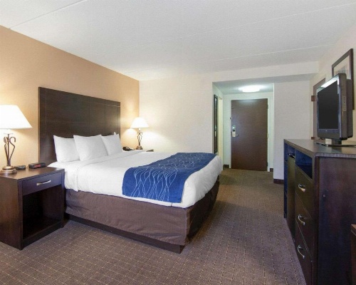 Comfort Inn Oak Ridge image 5